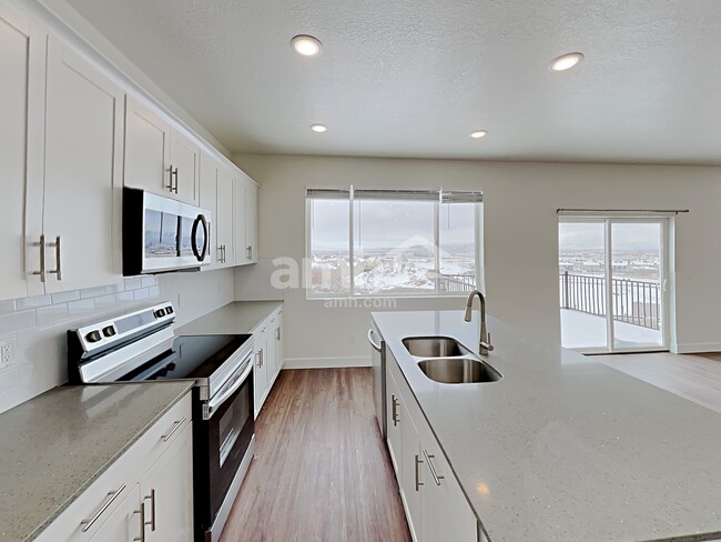 Photo - 1287 N Wagon Wy