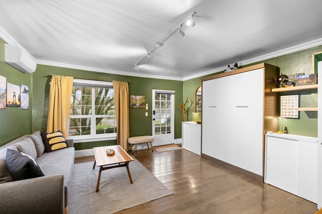 Photo - 2601 NW Raleigh St Unit 18