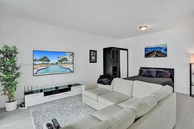 Photo - 244 Biscayne Blvd Unit 3005