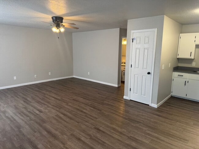 Photo - 323 S 12th St Unit E