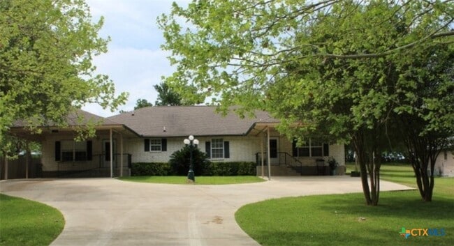 Building Photo - 182 Oak Terrace