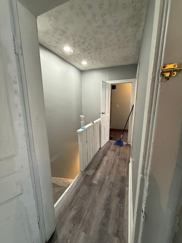 Photo - 831 S Lawn Ave