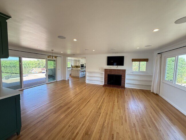 Photo - 1401 Forest Ave