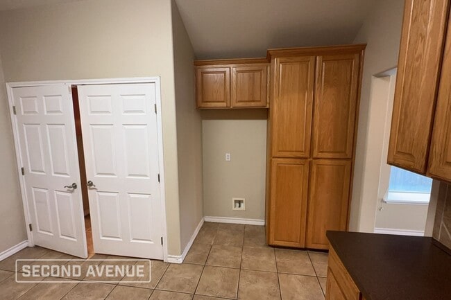 Photo - 1011 Forest Oak Dr
