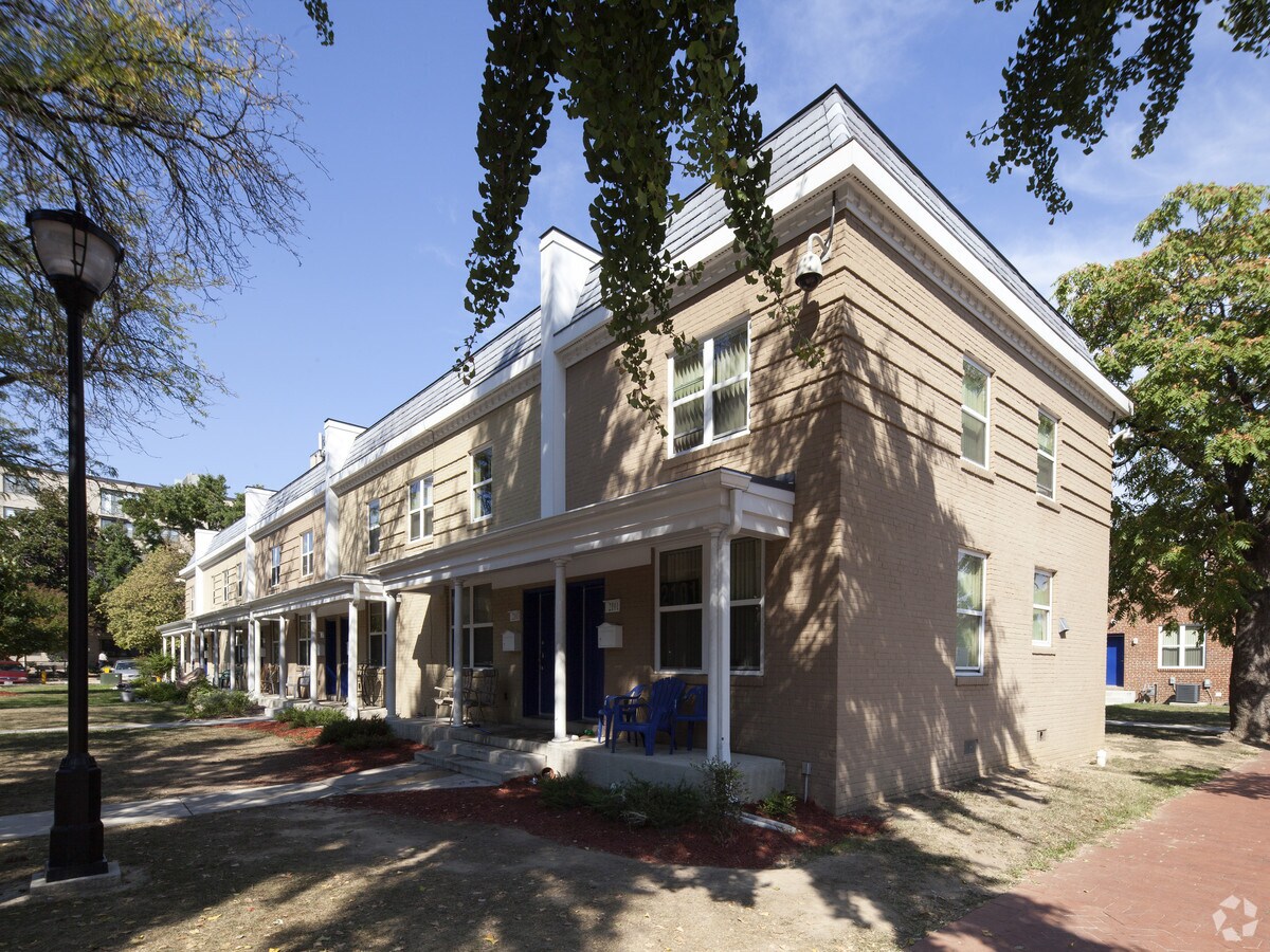 Photo - Kelly Miller Residences