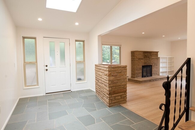 Photo - 3 Bedroom 2 Bathroom Home in Mission Canyon