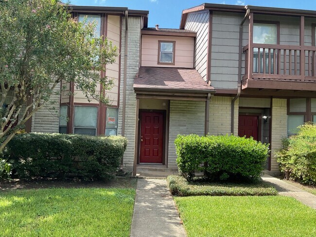 Photo - 12400 Brookglade Cir