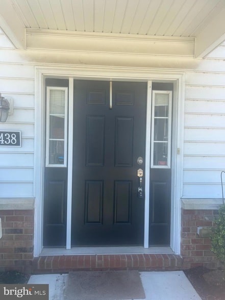 Photo - 4438-4400 Riverview Ln