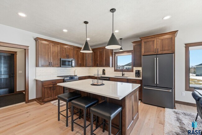 Photo - 2701 W Oak Hill Dr