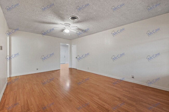Photo - 3532 Hilton Dr