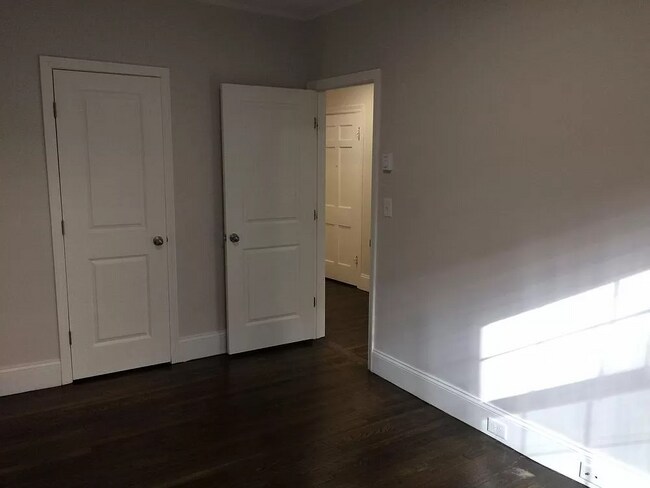 Photo - 44 Clearway St Unit 8