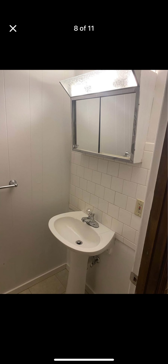 Photo - 1425 Manville Rd Unit 4