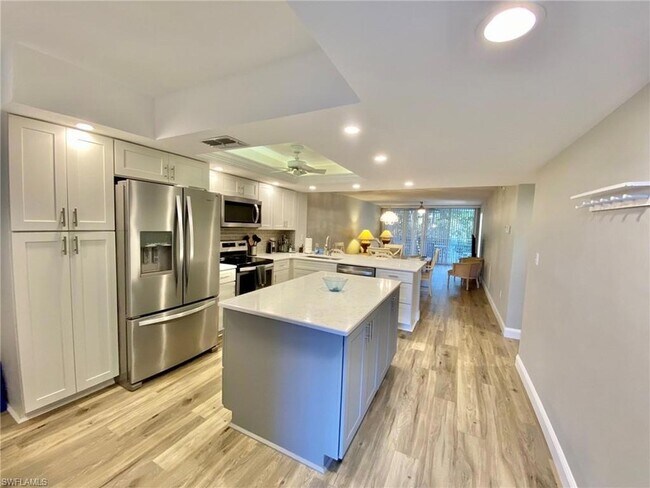 290 Naples Cove Dr
