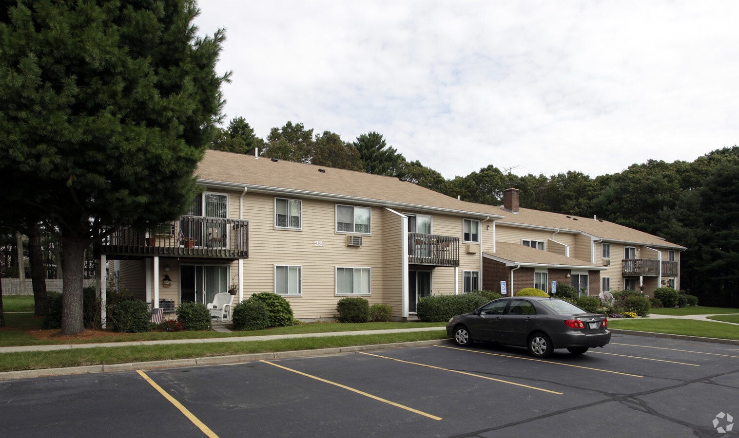 Photo - Essex Village Apartments