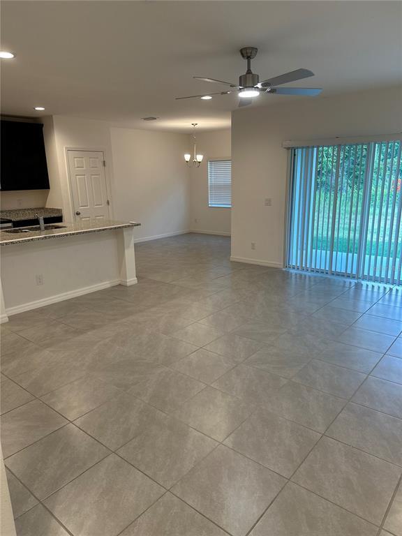 189 Glass Onion Dr
