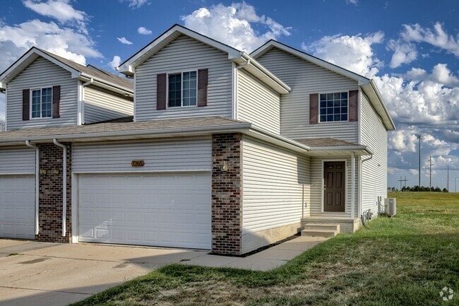 Building Photo - 7261-7265 Dorchester Unit 7265 Rental
