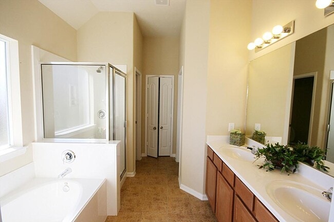 Photo - 24547 Foxberry Glen Ln