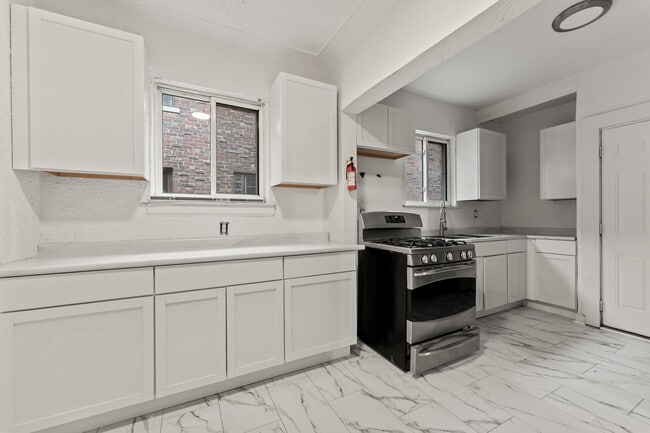 Photo - 17614 Roselawn St Unit Roselawn