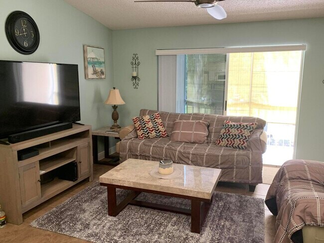 Photo - 2516 SE Anchorage Cove Condo Unit C-3