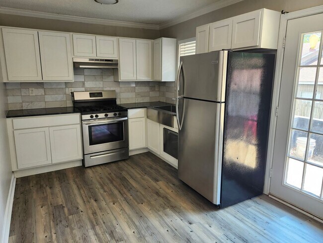 Photo - 2020 Watts Rd Unit 2020 Watts Rd. Apt D