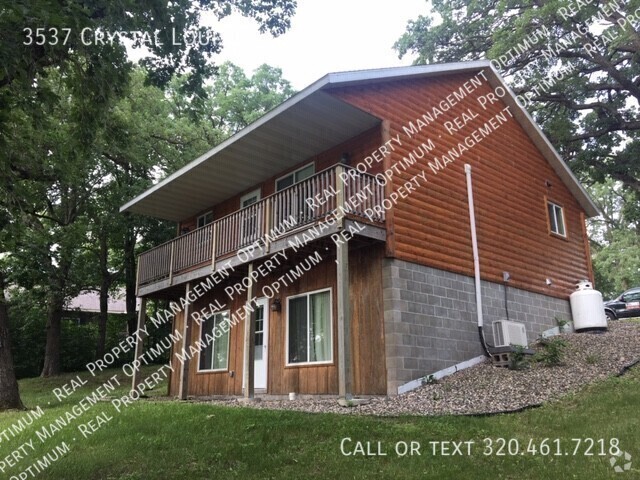 Building Photo - Great Location on Lake Louise Rental