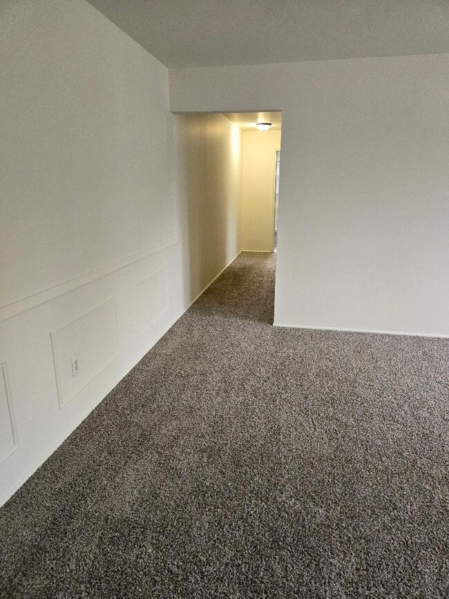 Hallway - Orchard Manor Apartments