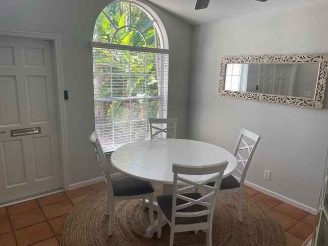 Photo - 607 SW 15th St