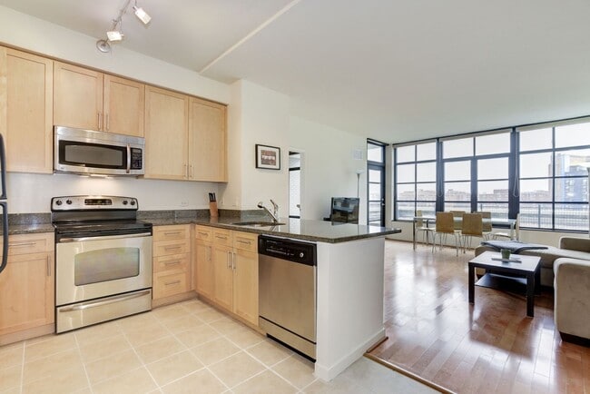 Building Photo - Luxurious Fully Furnished 2BR in the Heart of Mount Vernon Triangle!