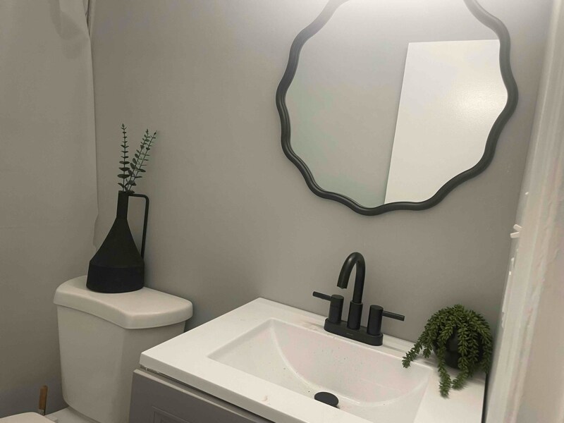 Photo - 1025 W Baltimore St Unit Apt C