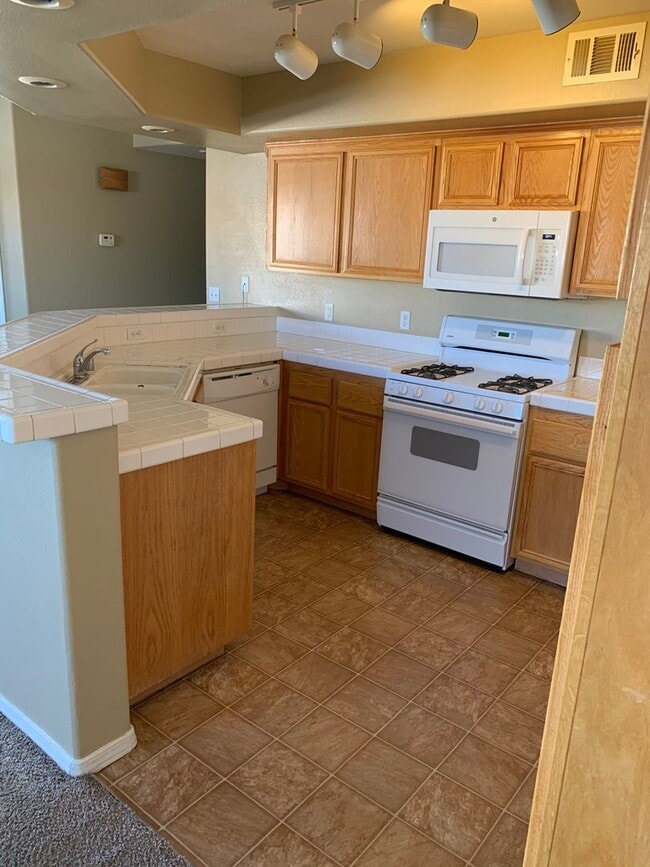 Photo - 3 Bedroom Condo in the Northwest