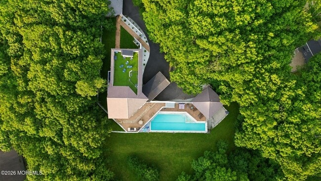401 Overlook Dr