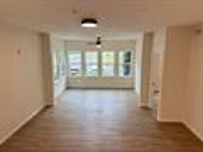 Photo - Resort Style Living @ Barrington Park Condos! Renovated Ground Floor 3/2 l!