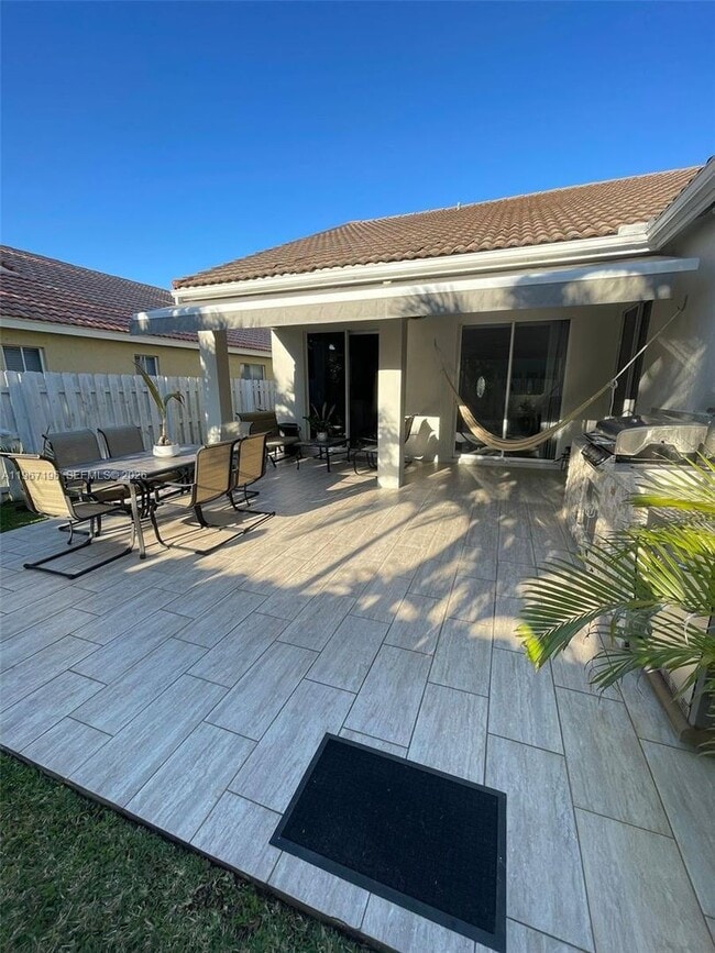 Photo - 755 Sand Creek Cir