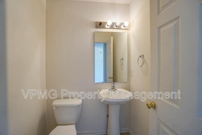 Photo - 2214 NW 7th St