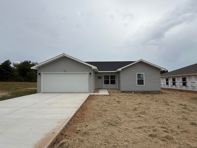 Building Photo - 202 Ruby Ln Rental