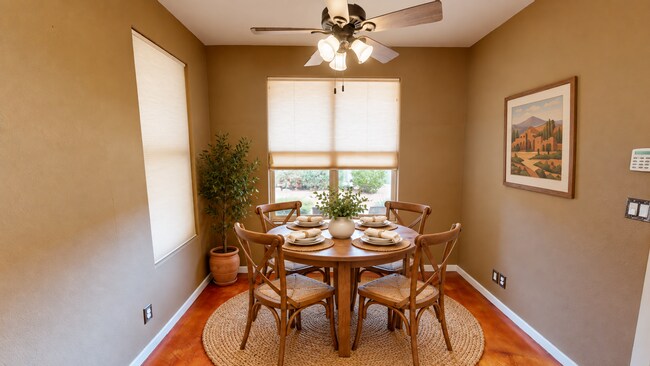 5 Ocotillo Place