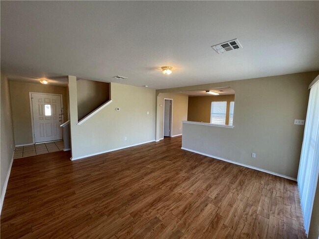 Photo - 3414 Crownover St