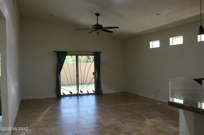 Photo - 2635 N Fremont Ave