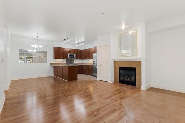 Photo - Prime Redmond Location!!!