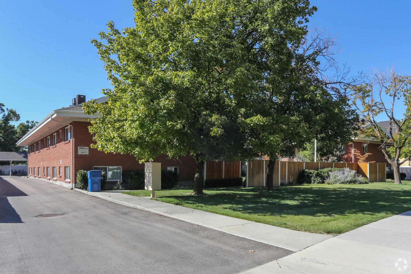 Photo - Jones Apartments