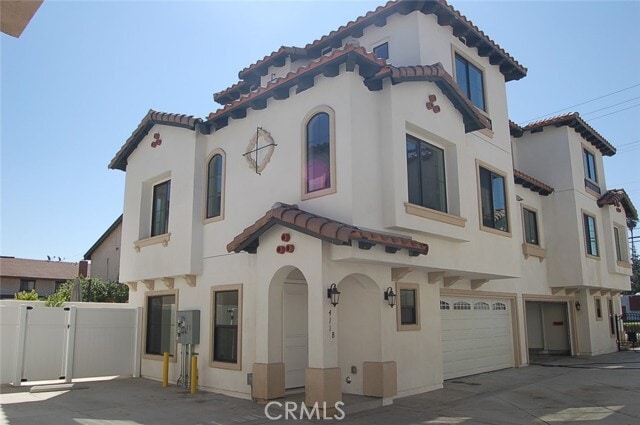 Photo - 425 W Duarte Rd Unidad 411B