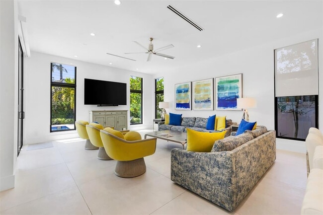 Photo - 2001 Marietta Dr