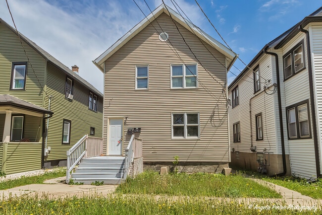 Photo - 551 S M.L.K. Jr Ave House