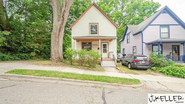 Building Photo - 244 Murray Ave Rental