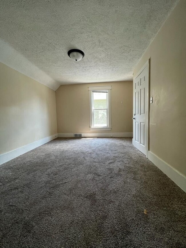 Photo - 542 W 4th St Unit 542 W. 4th St. 2