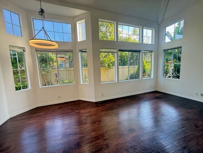 Photo - 3bdr Home located in the Prestigious Gated...