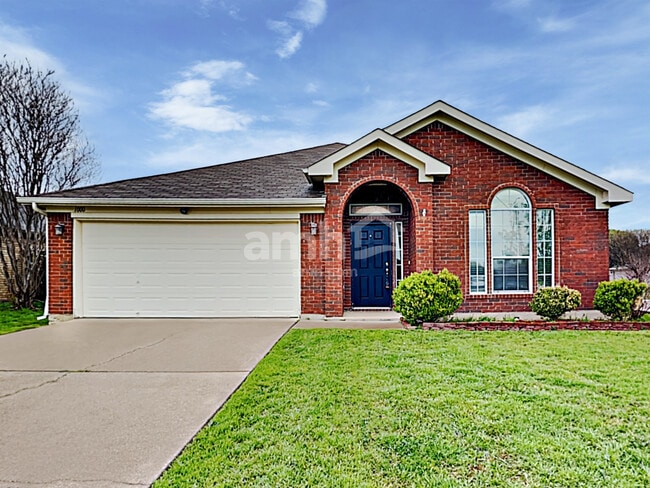 Building Photo - 1000 Caleb St