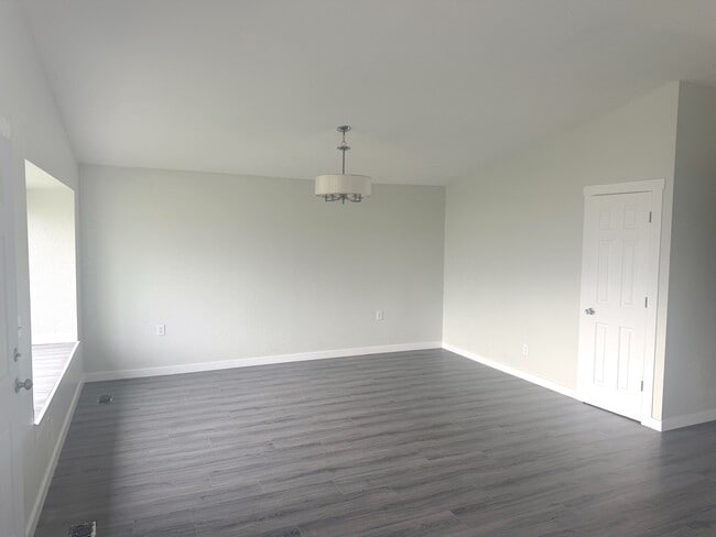 Photo - 3406 S Florida Ave