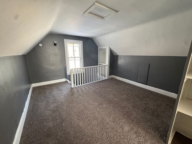 Photo - Check this Charming Single-Family Home in Galesburg!