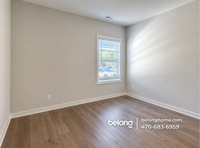 Photo - 300 Dempsey Dr